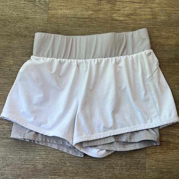 Fabletics Shorts Size S - Picture 2 of 4